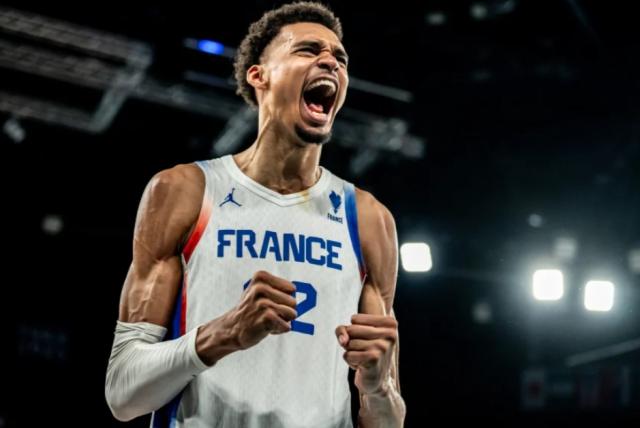 B体育官网-终结德国13连胜！法国再牵连环铁索重回奥运决赛