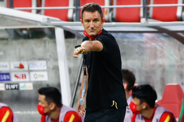 b体育官网入口在线-扬科维奇缘何挂帅国足？联系两大热门均无果