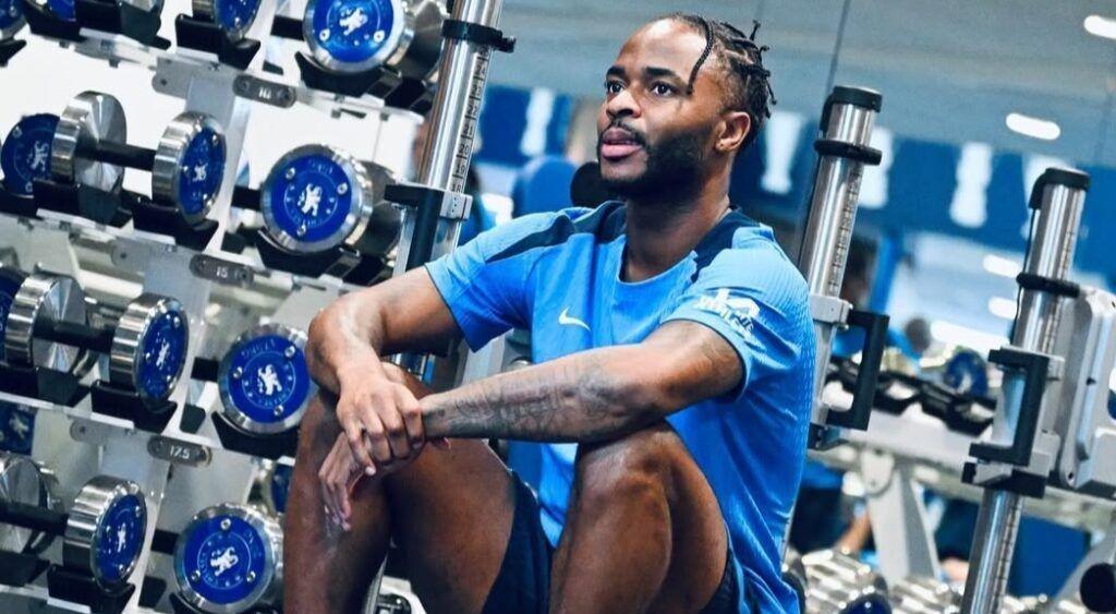 B体育官方-记者：富勒姆和水晶宫都询问了斯特林的情况，那不勒斯也有意