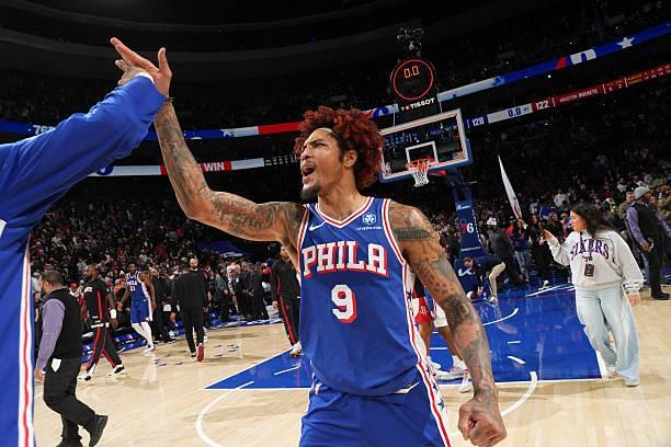 B体育官网-常规时间遭关键误判，乌布雷赛后秀中文：兄弟萌，正义必胜