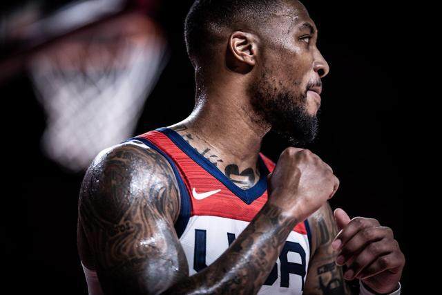 B体育官网-拉胯原因找到了？名记透露利拉德奥运期间带伤作战