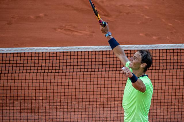 b体育官网入口在线-纳达尔大起大落三盘过关 进法网八强再战施瓦茨曼